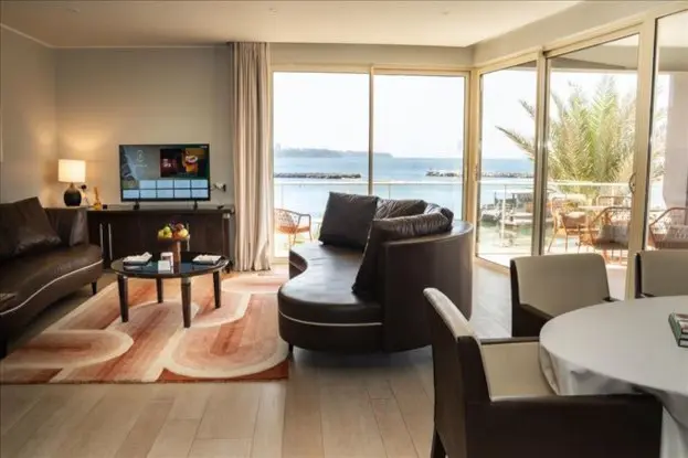 Terrou Bi : suite panoramique, vue sur mer