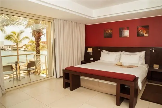 Terrou Bi : suite affaires, vue sur mer