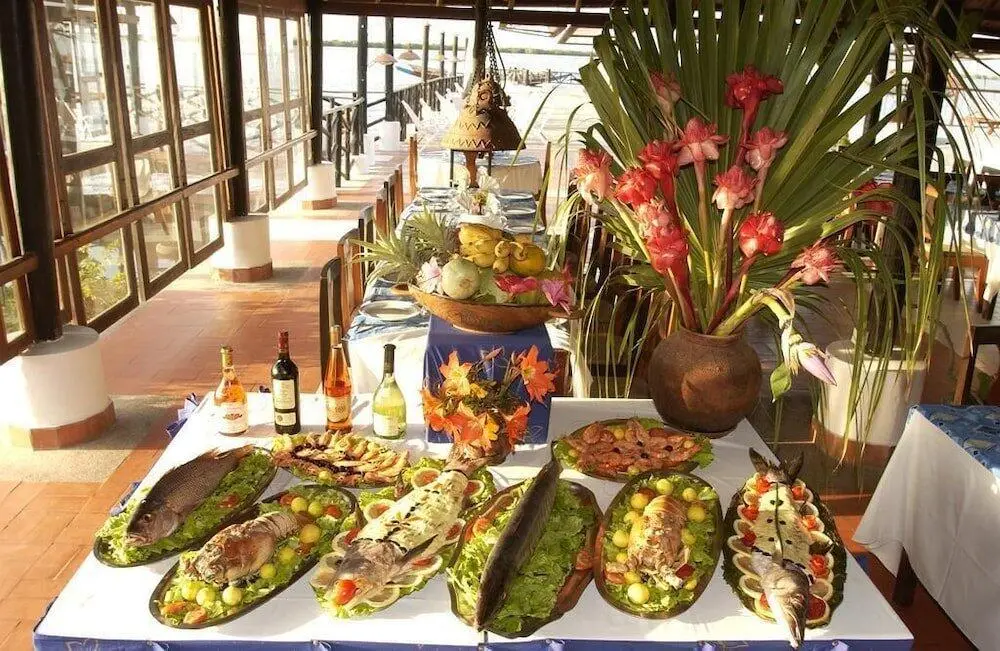 Kadiandoumagne : restaurant
